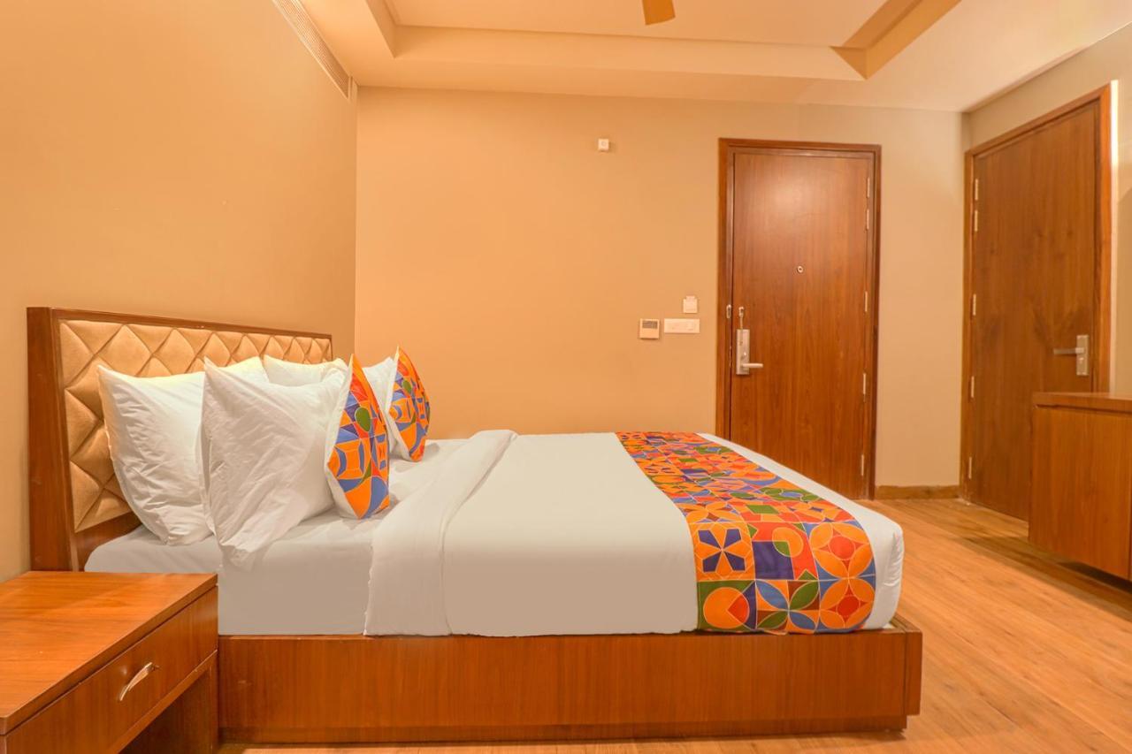 Fabhotel Prime Shanit Delhi (National Capital Territory of India) Exterior foto